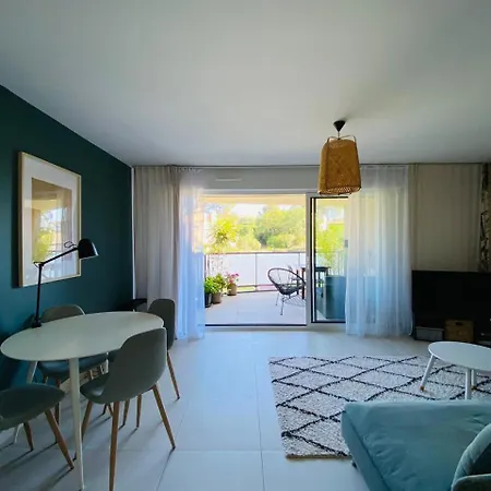 Un Coin De Tranquillité Non Loin De La Appartement *